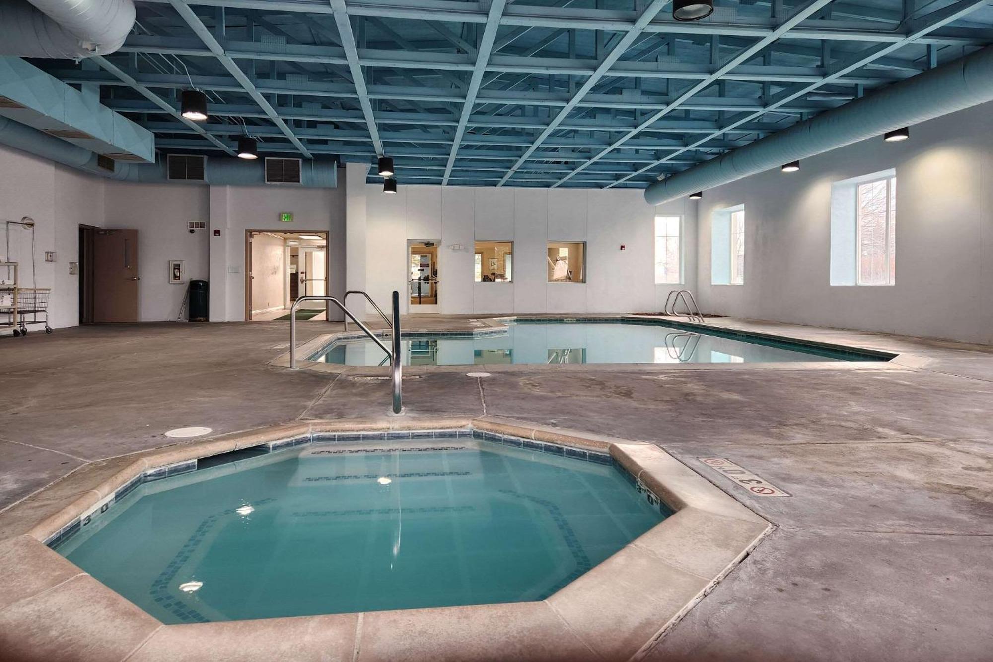 Le Ritz Hotel&Suites Idaho Falls Exterior foto