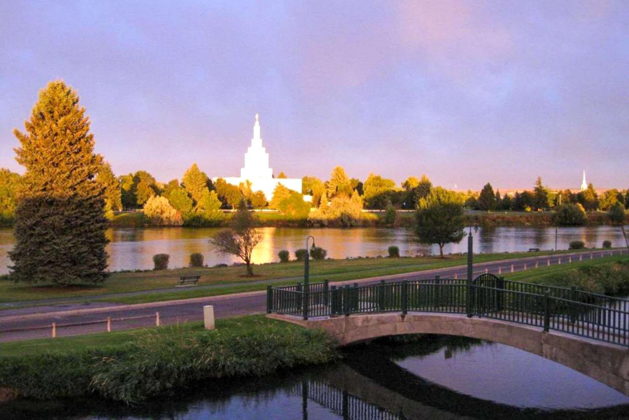 Le Ritz Hotel&Suites Idaho Falls Exterior foto